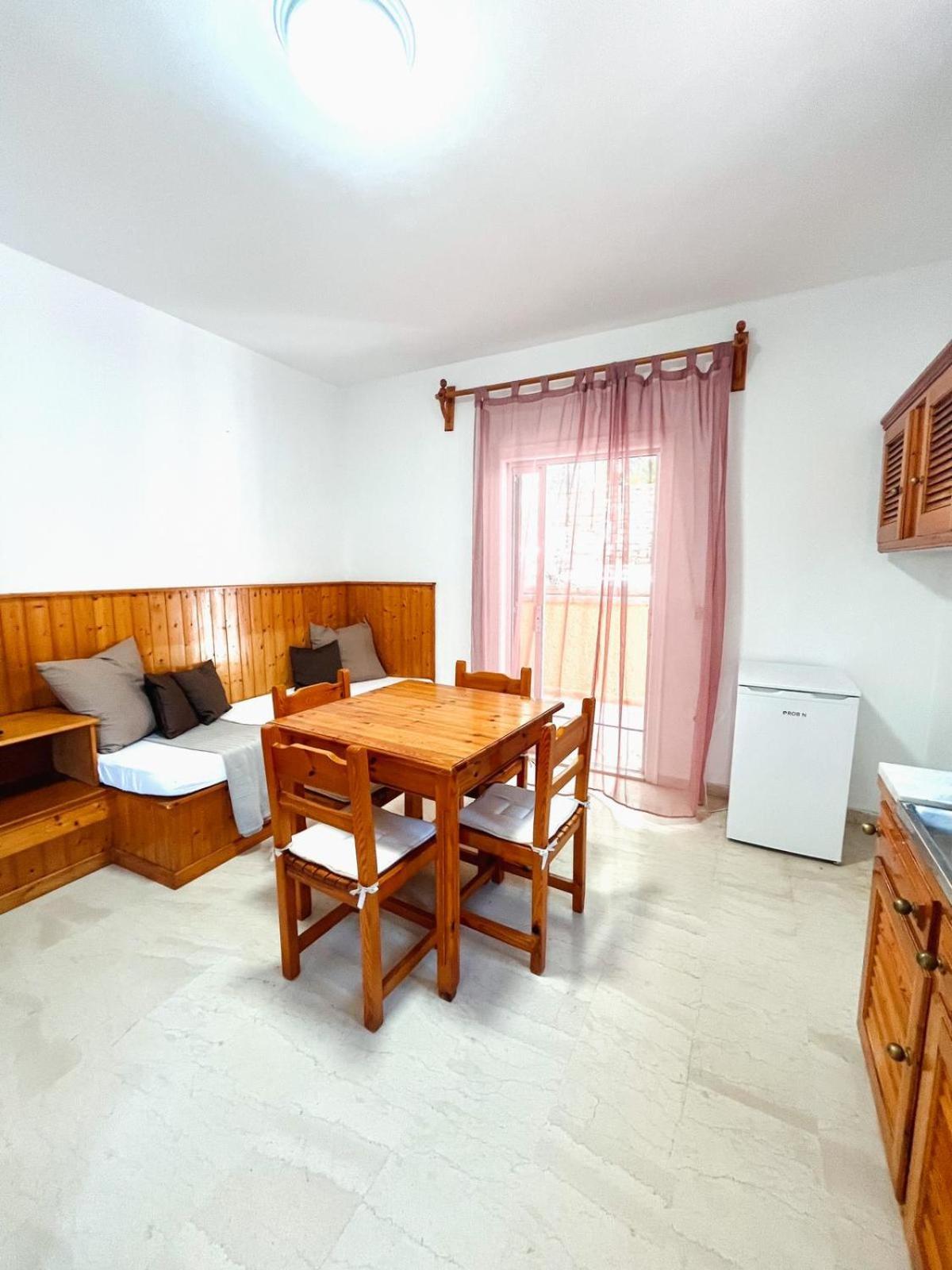 Silent Bay Apartments Katávolos Esterno foto