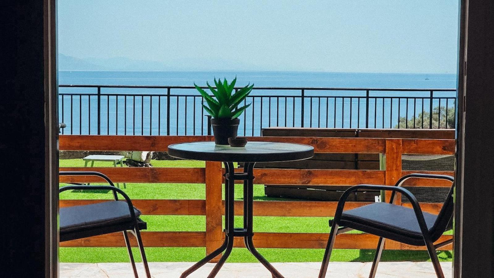 Silent Bay Apartments Katávolos Esterno foto